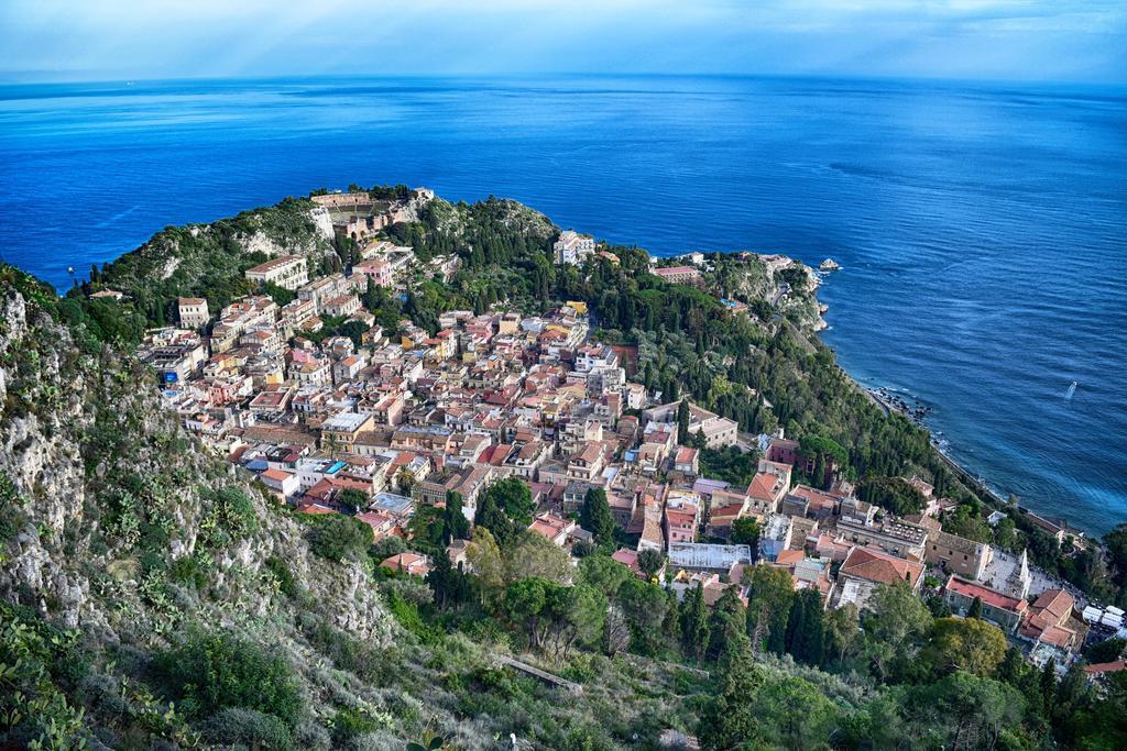 Charming Place Taormina Villa ภายนอก รูปภาพ